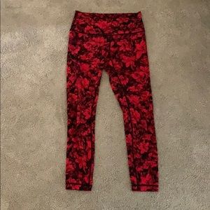 Lululemon High Rise 25” Wunder Under Leggings!